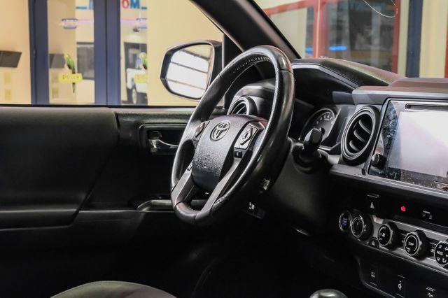 2017 Toyota Tacoma TRD Off-Road | Addison, TX | Mr Car Guys