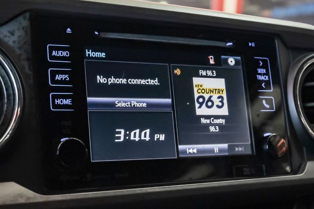 2017 Toyota Tacoma TRD Off-Road | Addison, TX | Mr Car Guys