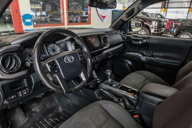 2017 Toyota Tacoma TRD Off-Road | Addison, TX | Mr Car Guys