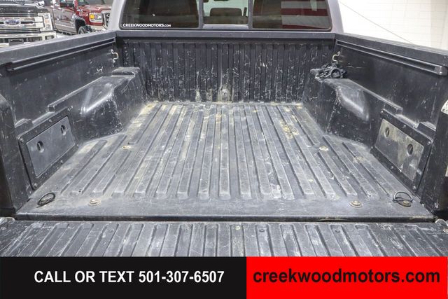 2017 Toyota Tacoma SR5 V6 Auto 2WD Crew Cab Silver Financing Nice 2017 Toyota Tacoma SR5 V6 Auto 2WD Crew Cab Silver Financing Nice
