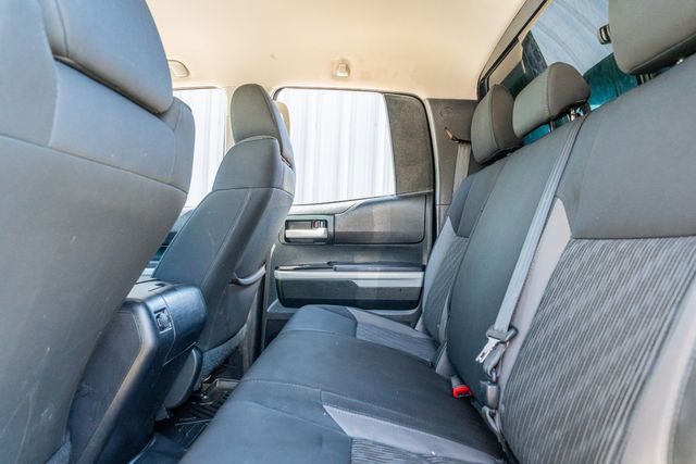 2017 Toyota Tundra SR5 4X4 / TRD OFF ROAD PKG / 5.7 V8 / CLEAN CARFAX | Dallas, TX | Rocky Mountain Truck Stop Dallas