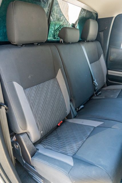 2017 Toyota Tundra SR5 4X4 / TRD OFF ROAD PKG / 5.7 V8 / CLEAN CARFAX | Dallas, TX | Rocky Mountain Truck Stop Dallas