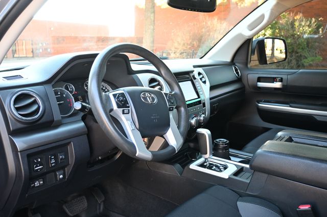 2017 Toyota Tundra SR5