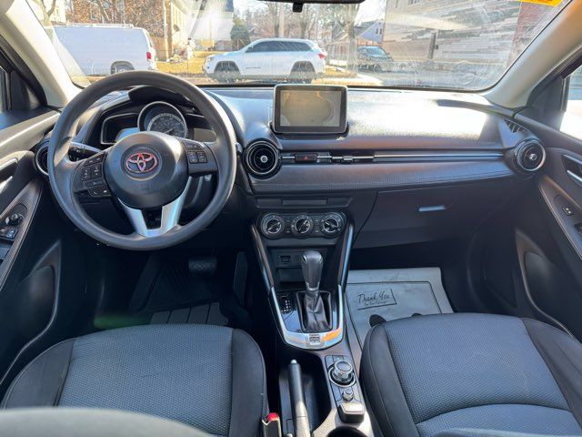 2017 Toyota Yaris iA