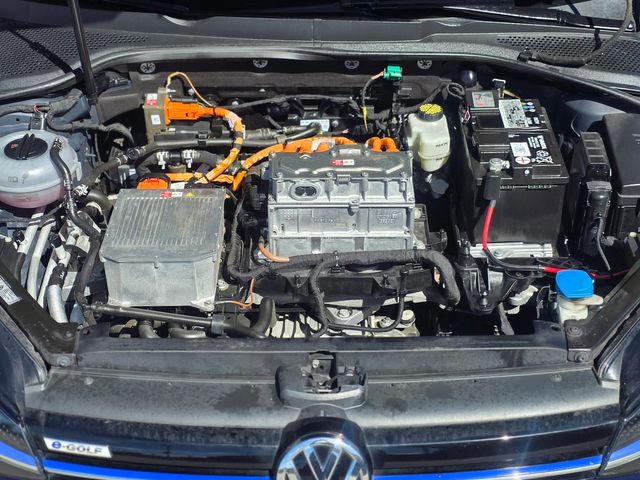 2017 Volkswagen e-Golf SEL Premium 2017 Volkswagen e-Golf SEL Premium