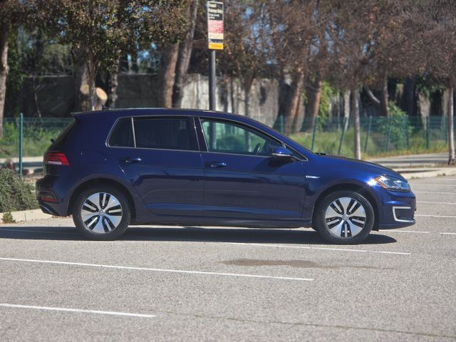 2017 Volkswagen e-Golf SEL Premium