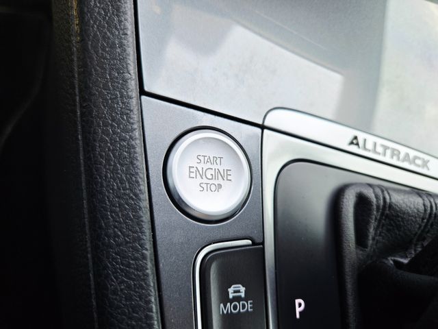 2017 Volkswagen Golf Alltrack SE 4Motion | Ellisville, MO | AutoPort