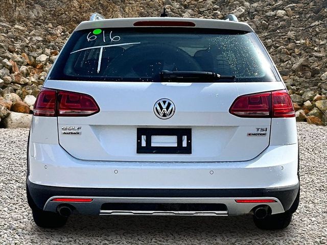 2017 Volkswagen Golf Alltrack TSI SE 4Motion