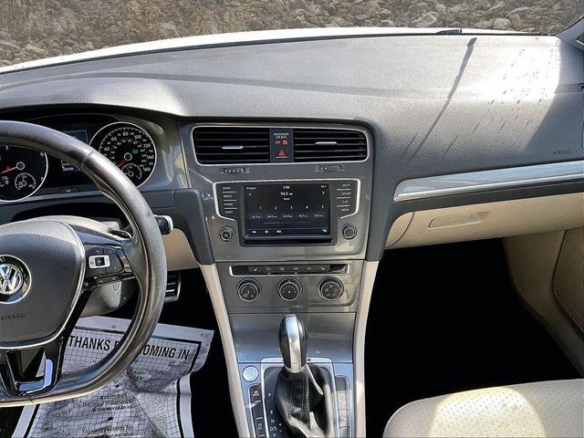 2017 Volkswagen Golf Alltrack TSI SE 4Motion