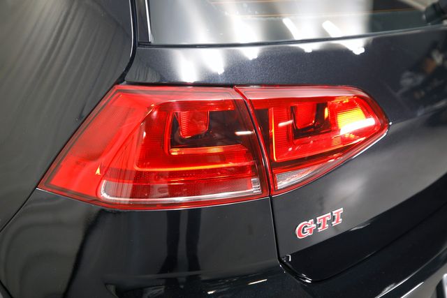 2017 Volkswagen Golf GTI SE | Burbank, California | MDK International 2017 Volkswagen Golf GTI SE | Burbank, California | MDK International