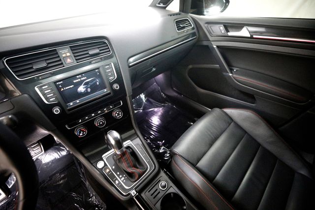 2017 Volkswagen Golf GTI SE | Burbank, California | MDK International 2017 Volkswagen Golf GTI SE | Burbank, California | MDK International