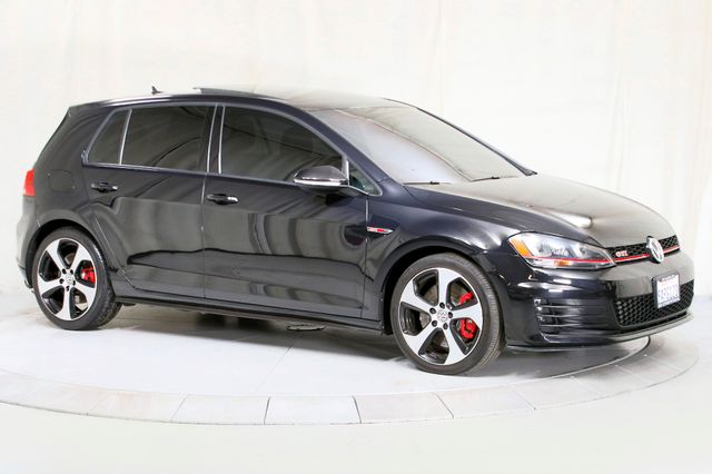 2017 Volkswagen Golf GTI SE | Burbank, California | MDK International 2017 Volkswagen Golf GTI SE | Burbank, California | MDK International