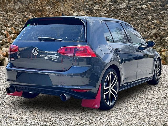 2017 Volkswagen Golf GTI Sport