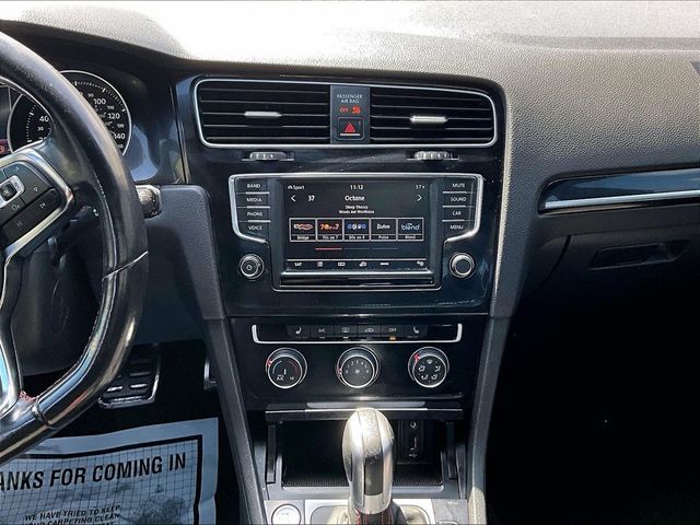 2017 Volkswagen Golf GTI Sport