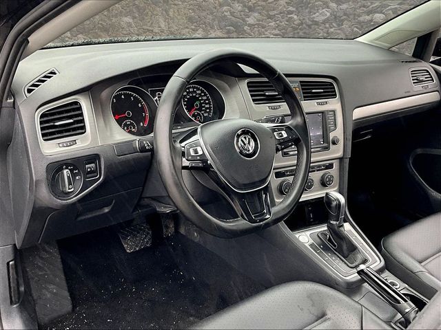 2017 Volkswagen Golf TSI Wolfsburg Edition