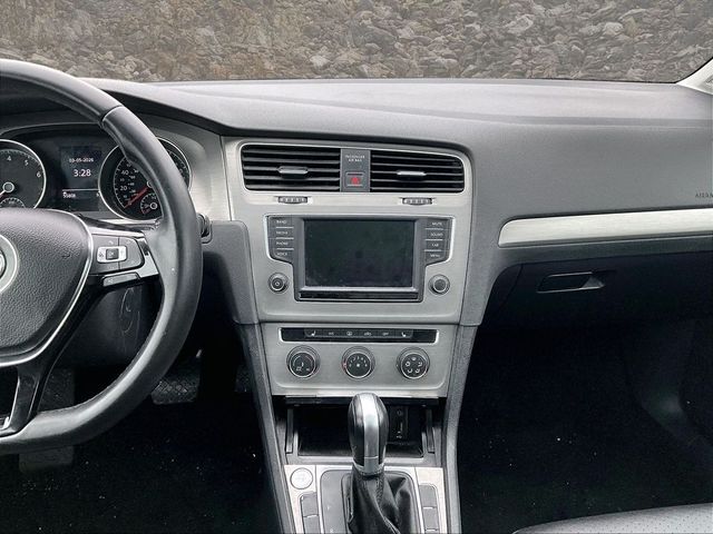 2017 Volkswagen Golf TSI Wolfsburg Edition