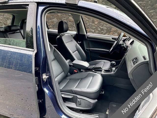 2017 Volkswagen Golf TSI Wolfsburg Edition