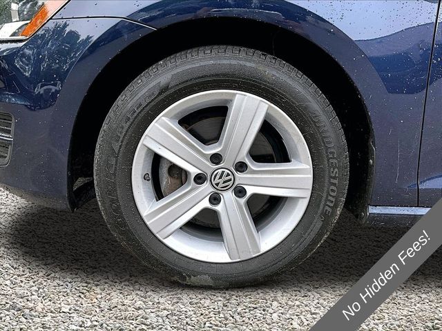 2017 Volkswagen Golf TSI Wolfsburg Edition
