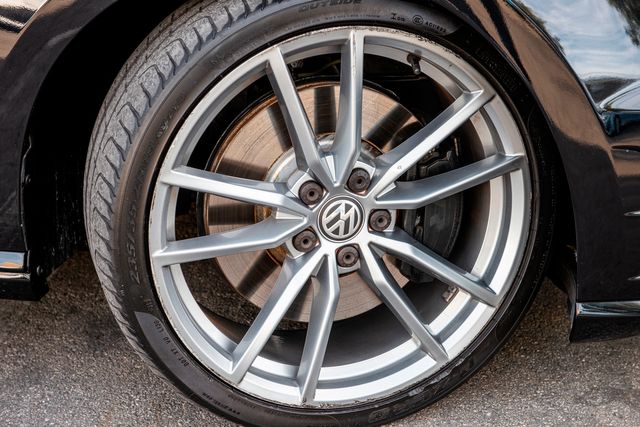 2017 Volkswagen Golf R 4Motion | Van Nuys, CA | Stellar Auto INC. 2017 Volkswagen Golf R 4Motion | Van Nuys, CA | Stellar Auto INC.