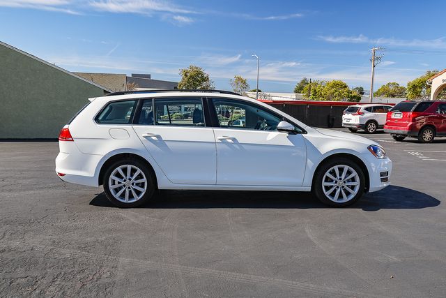 2017 Volkswagen Golf SportWagen TSI SE