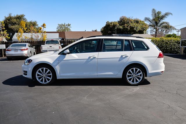 2017 Volkswagen Golf SportWagen TSI SE