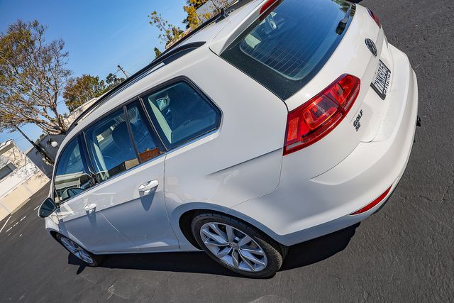 2017 Volkswagen Golf SportWagen TSI SE