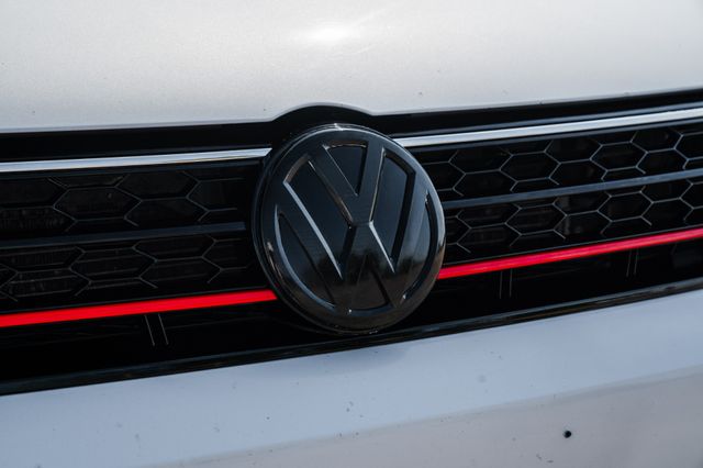 2017 Volkswagen Jetta 1.4T SE | Addison, TX | Apex Auto Sports 2017 Volkswagen Jetta 1.4T SE | Addison, TX | Apex Auto Sports