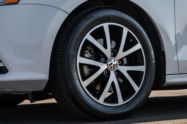 2017 Volkswagen Jetta 1.4T SE | Addison, TX | Apex Auto Sports 2017 Volkswagen Jetta 1.4T SE | Addison, TX | Apex Auto Sports