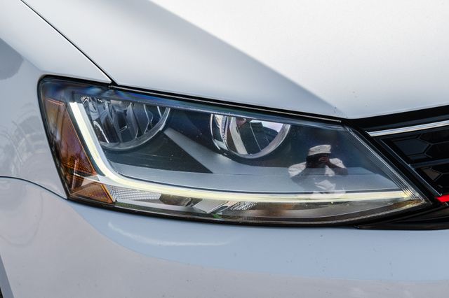 2017 Volkswagen Jetta 1.4T SE | Addison, TX | Apex Auto Sports 2017 Volkswagen Jetta 1.4T SE | Addison, TX | Apex Auto Sports