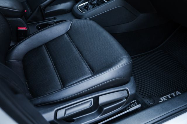 2017 Volkswagen Jetta 1.4T SE | Addison, TX | Apex Auto Sports 2017 Volkswagen Jetta 1.4T SE | Addison, TX | Apex Auto Sports