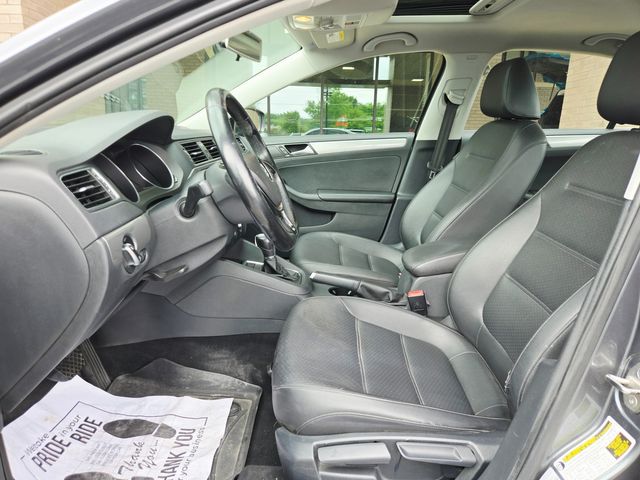 2017 Volkswagen Jetta 1.4T SE | Ellisville, MO | AutoPort