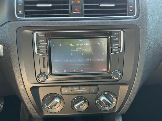 2017 Volkswagen Jetta 1.4T SE | Plano, TX | Schneck Motor Company