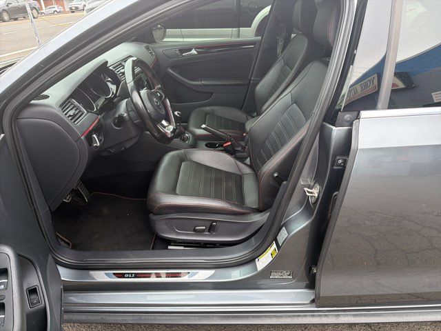 2017 Volkswagen Jetta 2.0T GLI