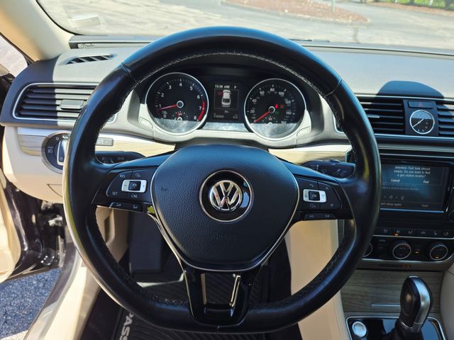 2017 Volkswagen Passat 1.8T SEL Premium | Ellisville, MO | AutoPort