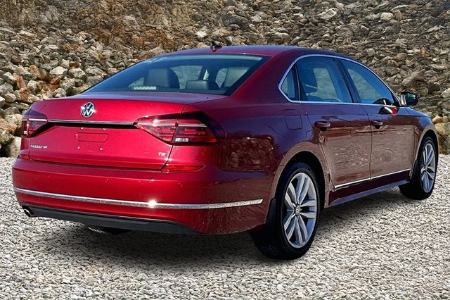 2017 Volkswagen Passat 1.8T SE