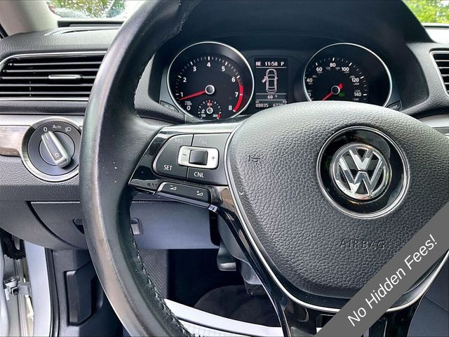 2017 Volkswagen Passat 1.8T SE