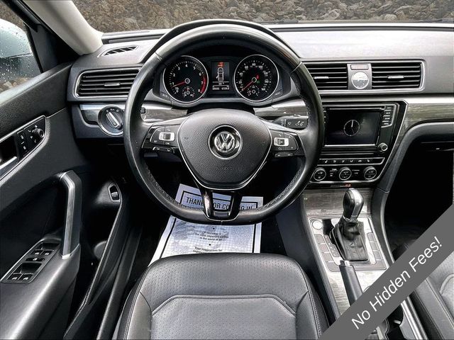 2017 Volkswagen Passat 1.8T SE
