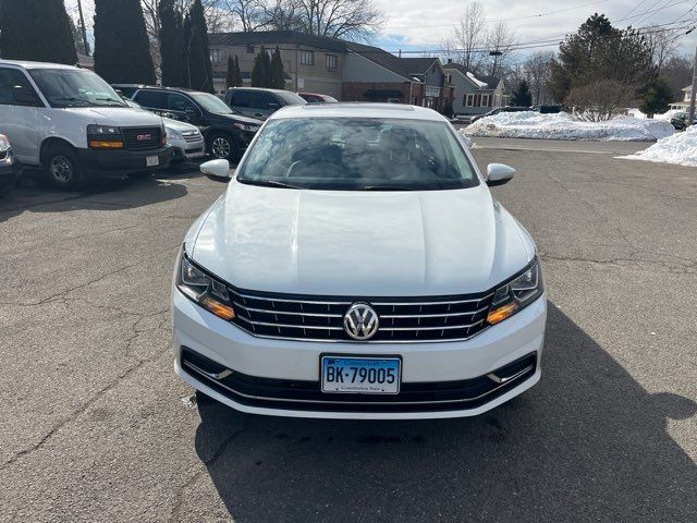 2017 Volkswagen Passat 1.8T SE