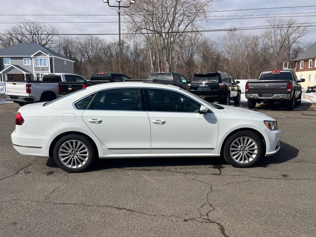 2017 Volkswagen Passat 1.8T SE