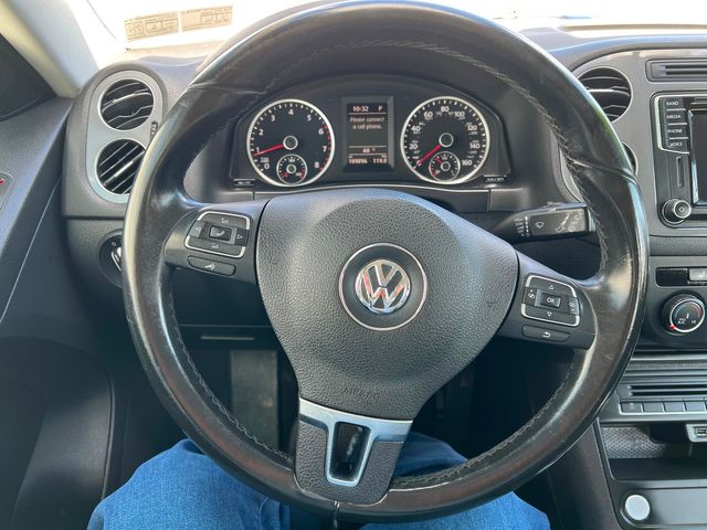 2017 Volkswagen Tiguan 2.0T Limited S 4Motion