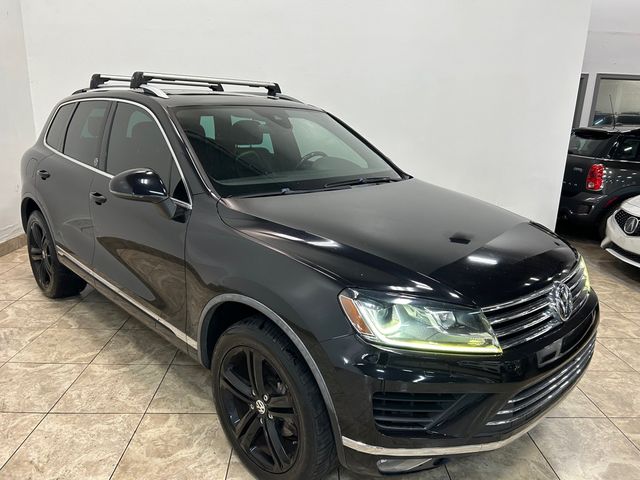 2017 Volkswagen Touareg V6 Wolfsburg