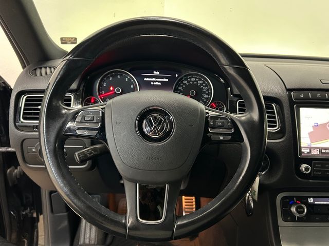 2017 Volkswagen Touareg V6 Wolfsburg