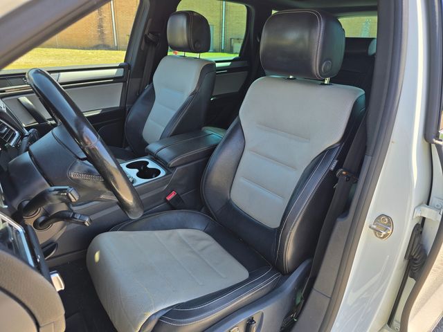 2017 Volkswagen Touareg V6 Wolfsburg 2017 Volkswagen Touareg V6 Wolfsburg