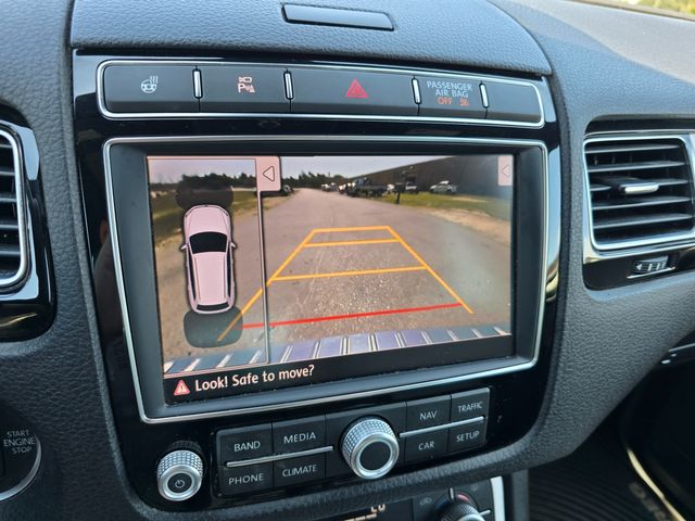 2017 Volkswagen Touareg V6 Wolfsburg 2017 Volkswagen Touareg V6 Wolfsburg