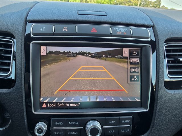 2017 Volkswagen Touareg V6 Wolfsburg 2017 Volkswagen Touareg V6 Wolfsburg