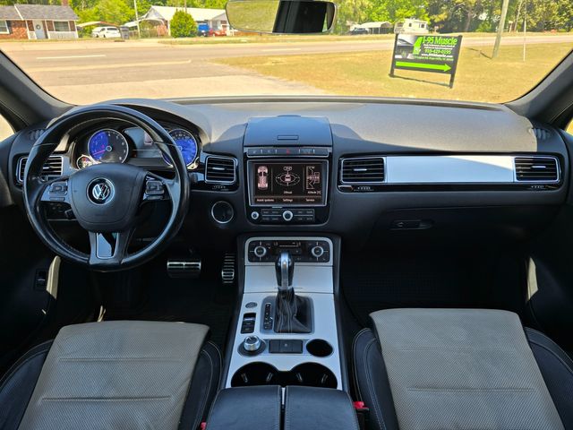 2017 Volkswagen Touareg V6 Wolfsburg 2017 Volkswagen Touareg V6 Wolfsburg