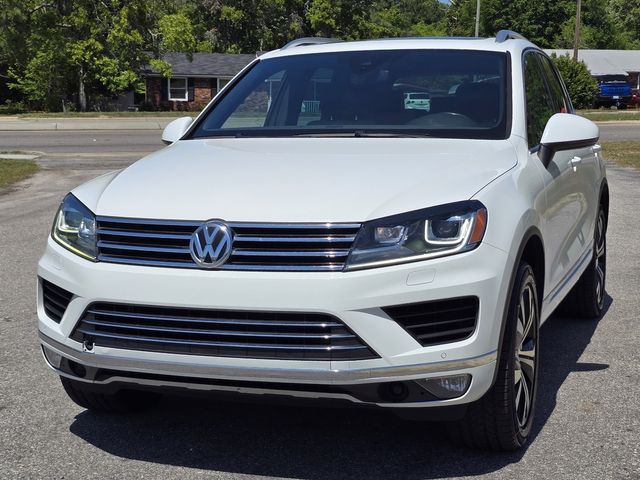 2017 Volkswagen Touareg V6 Wolfsburg 2017 Volkswagen Touareg V6 Wolfsburg