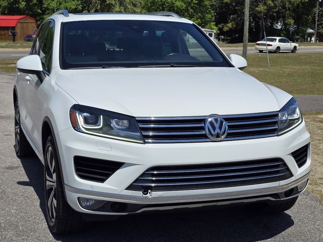 2017 Volkswagen Touareg V6 Wolfsburg 2017 Volkswagen Touareg V6 Wolfsburg