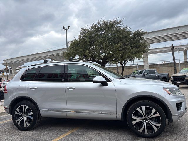 2017 Volkswagen Touareg V6 Wolfsburg | San Antonio, TX | Clear Choice Automotive South