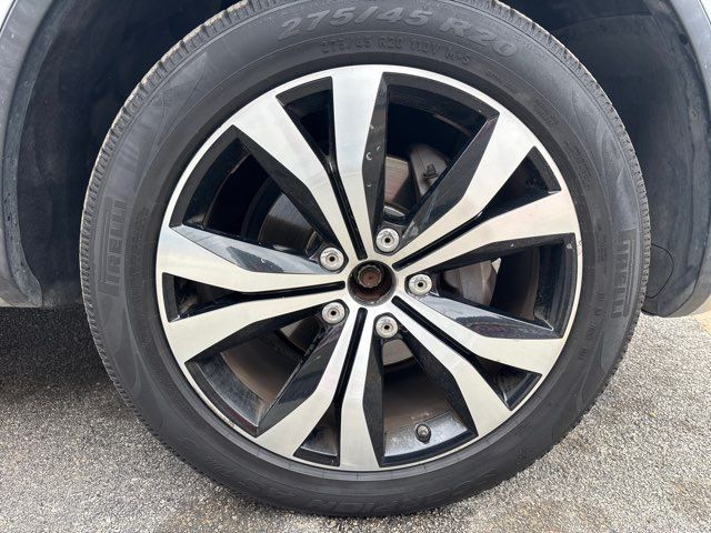 2017 Volkswagen Touareg V6 Wolfsburg | San Antonio, TX | Clear Choice Automotive South 2017 Volkswagen Touareg V6 Wolfsburg | San Antonio, TX | Clear Choice Automotive South